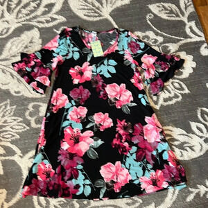 Paisley grace boutique dress. New. Embrace print.